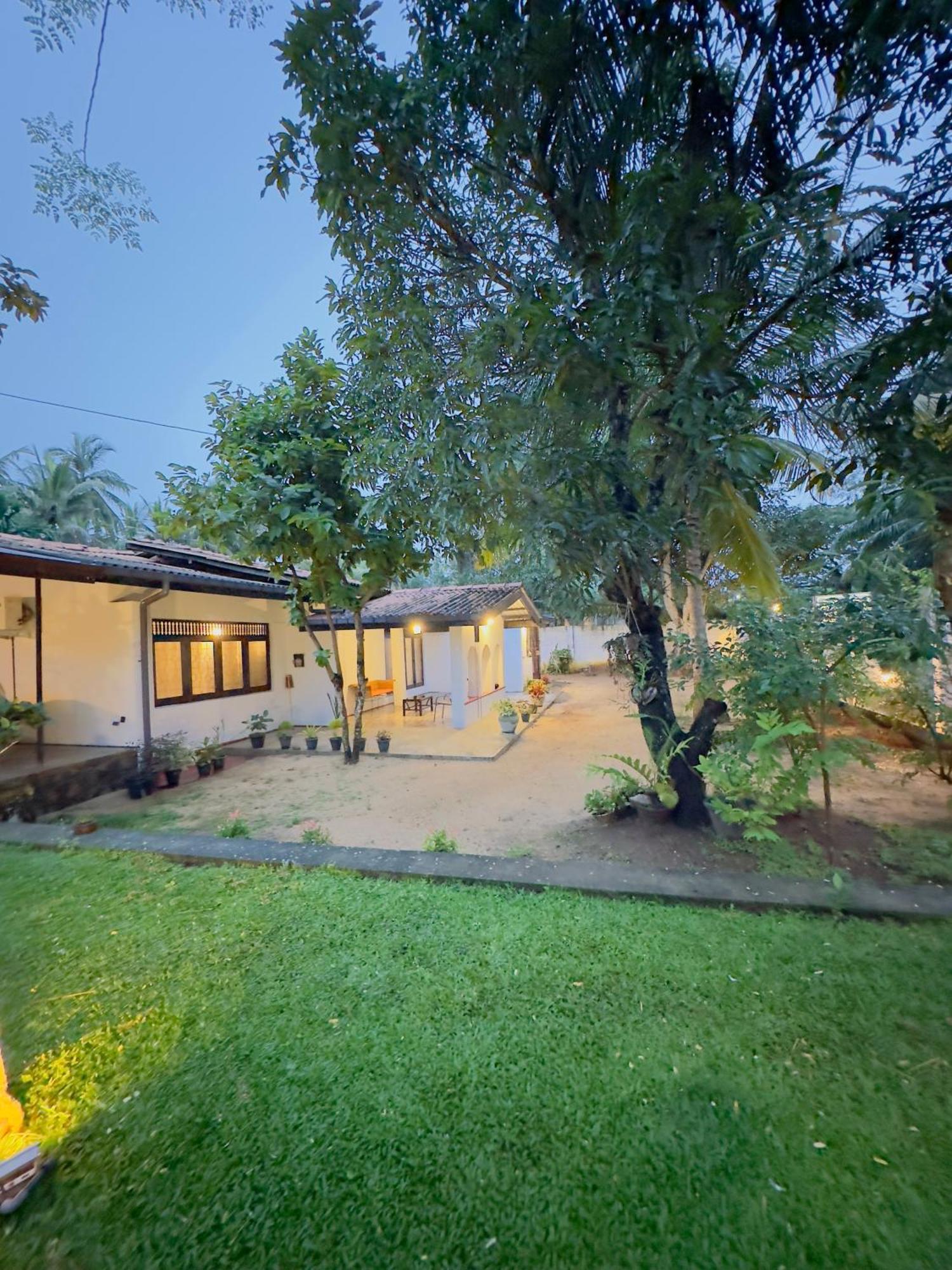 Leisure Villa Anuradhapura Exterior foto